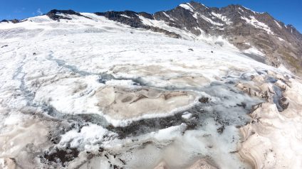 Rinnovabili • Glacier collapse in Switzerland, global warming hits the Alps hard