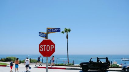 Rinnovabili • trump electric cars california law blocked by Senate