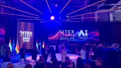 Rinnovabili • Gitex Europe: Geoffrey Hinton warns of AI’s energy crisis and calls for analog solutions