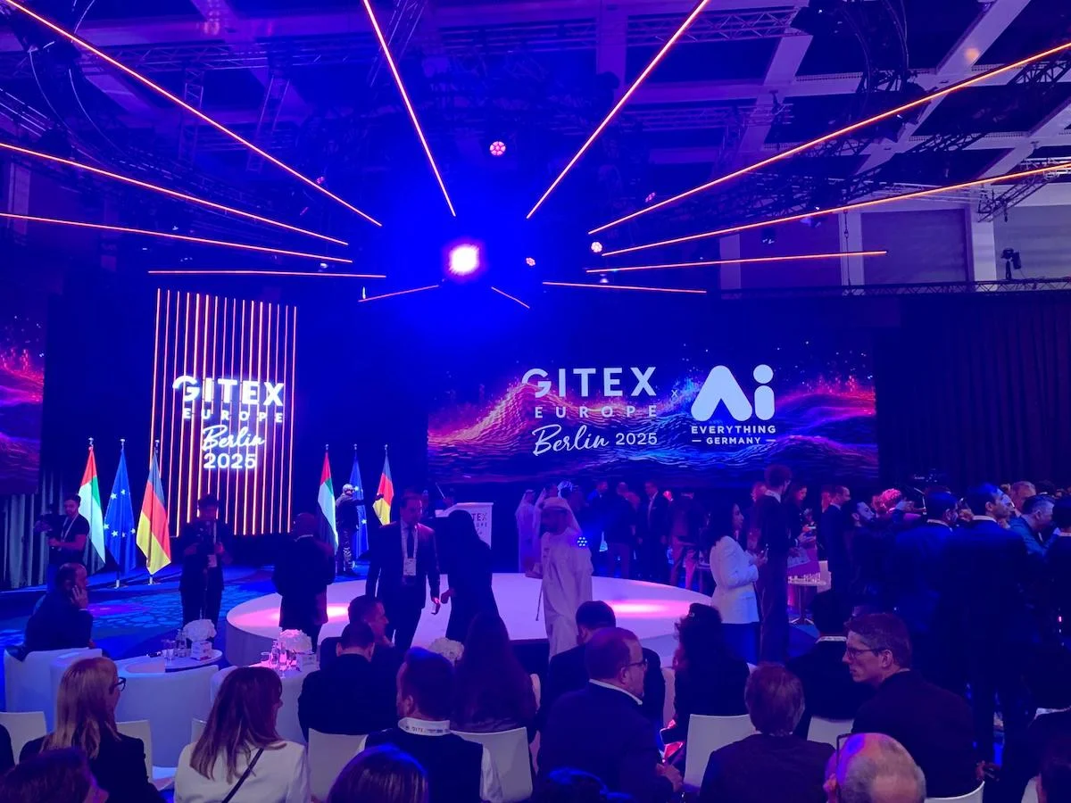 Gitex Europe: Geoffrey Hinton warns of AI’s energy crisis and calls for analog solutions