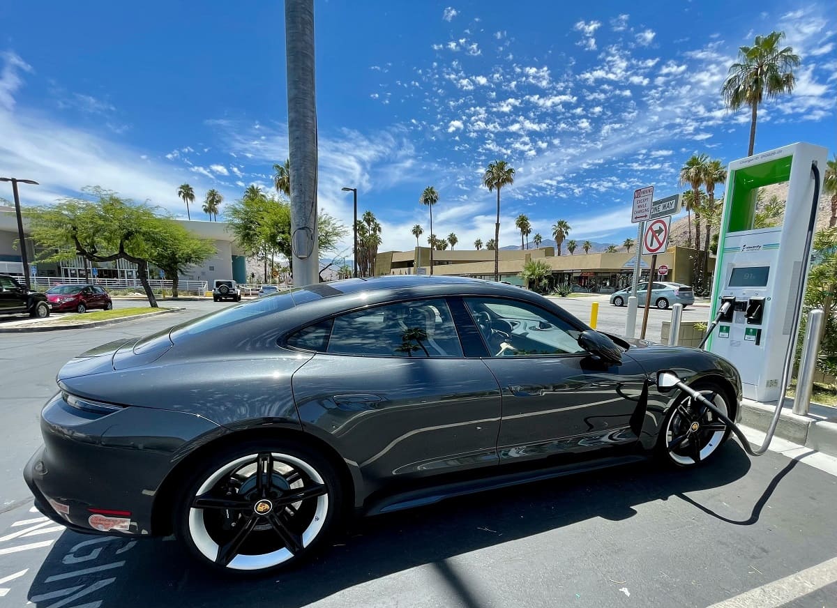 Global EV market set to reach 40% share by 2030, IEA reports