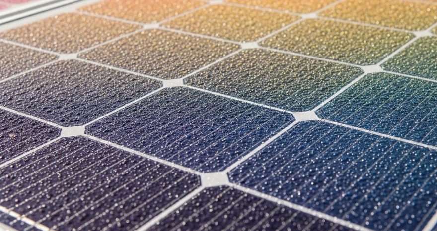 Rinnovabili • Cooling solar panels with low-cost passive tech