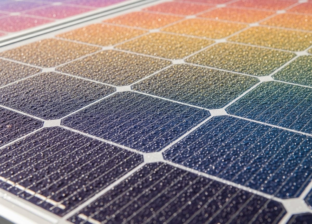 Cooling solar panels with low-cost passive tech