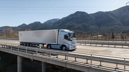 Rinnovabili • volvo truck aerodynamics consumption: fuel and emissions cut