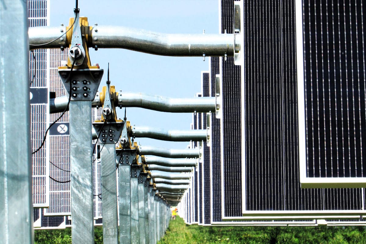 Rinnovabili • India and Saudi Arabia push solar tracker market to record growth in 2024