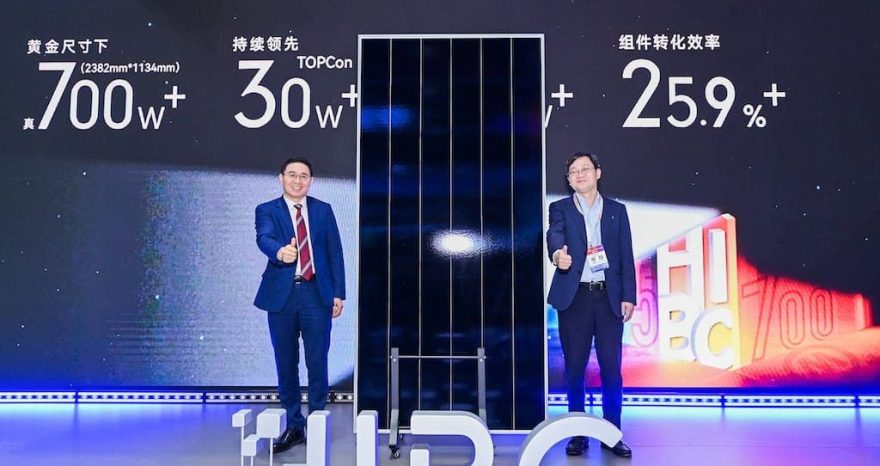 Rinnovabili • 700 W solar module by LONGi sets 25.9% efficiency record