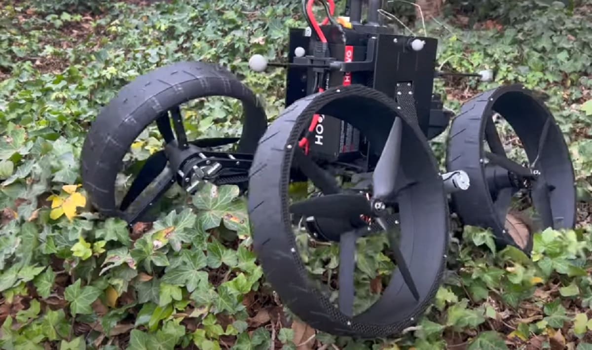 Rinnovabili • Transformer robot Morphobot takes flight and hits the road