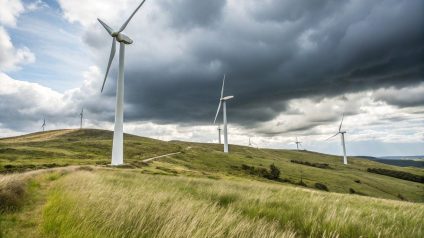 Rinnovabili • Energy prices down 57% by 2030 with renewables, says EU study