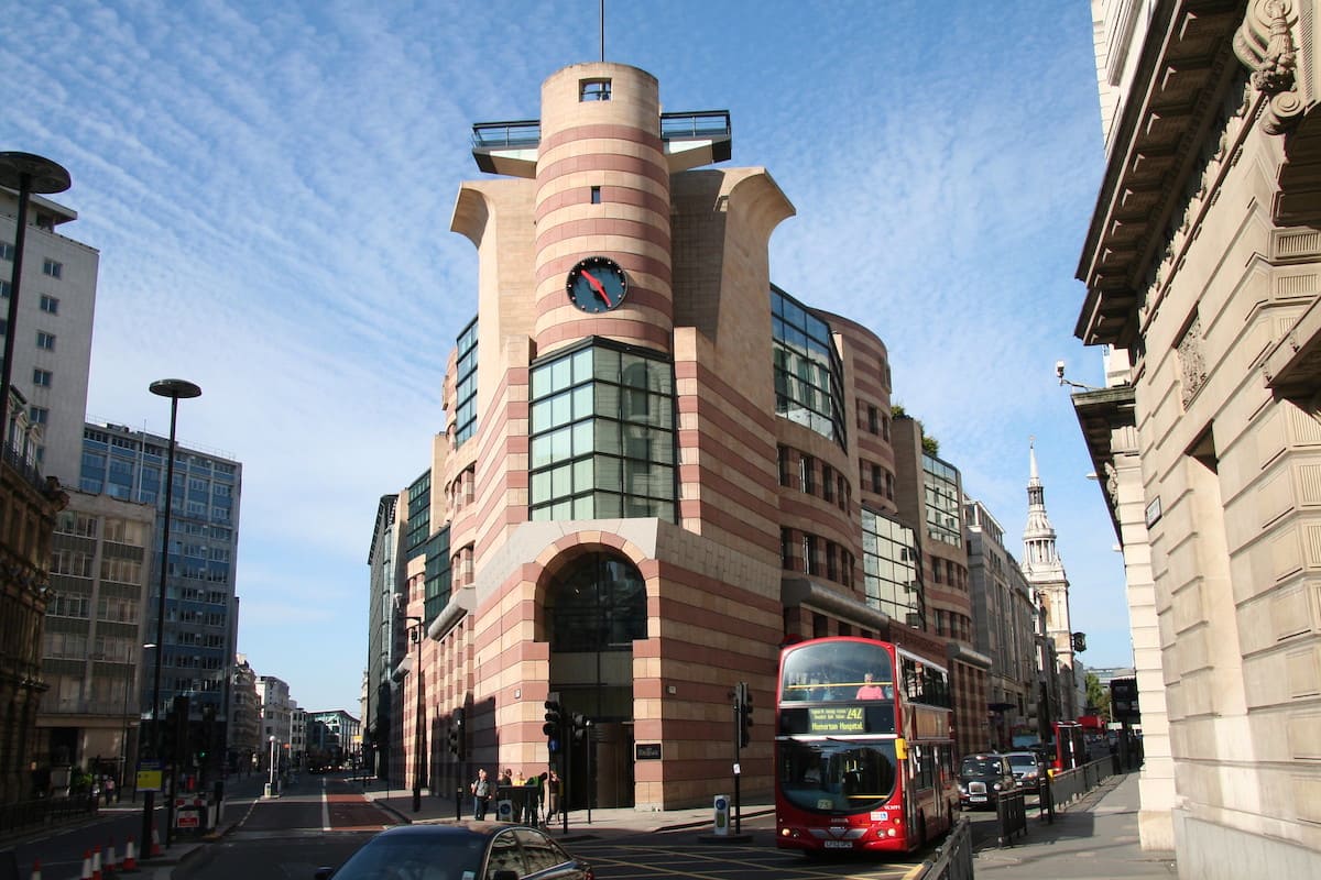 Energy retrofit, UK GBC turns One Poultry into a model