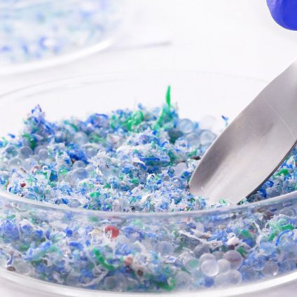 Rinnovabili • Polyolefin recycling: new catalysts transform plastics industry
