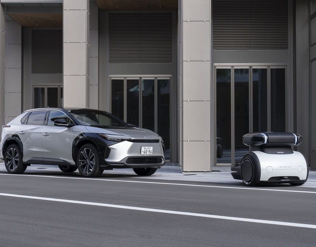 Toyota electric car charger: 6 kW home unit adds 300 km overnight