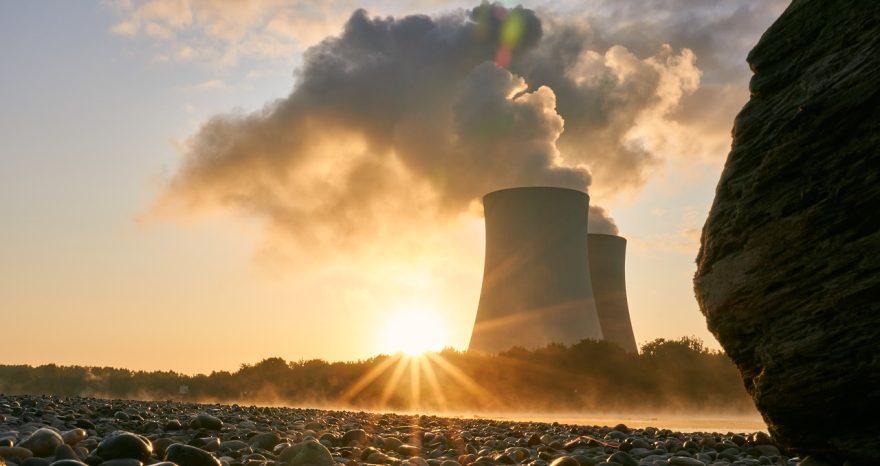 Rinnovabili • World Nuclear Industry Status Report 2025 warns of slowdown