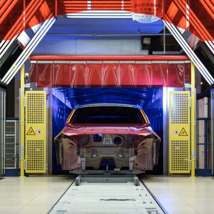 Rinnovabili • BMW hydrogen plant: world’s first car factory linked to a pipeline