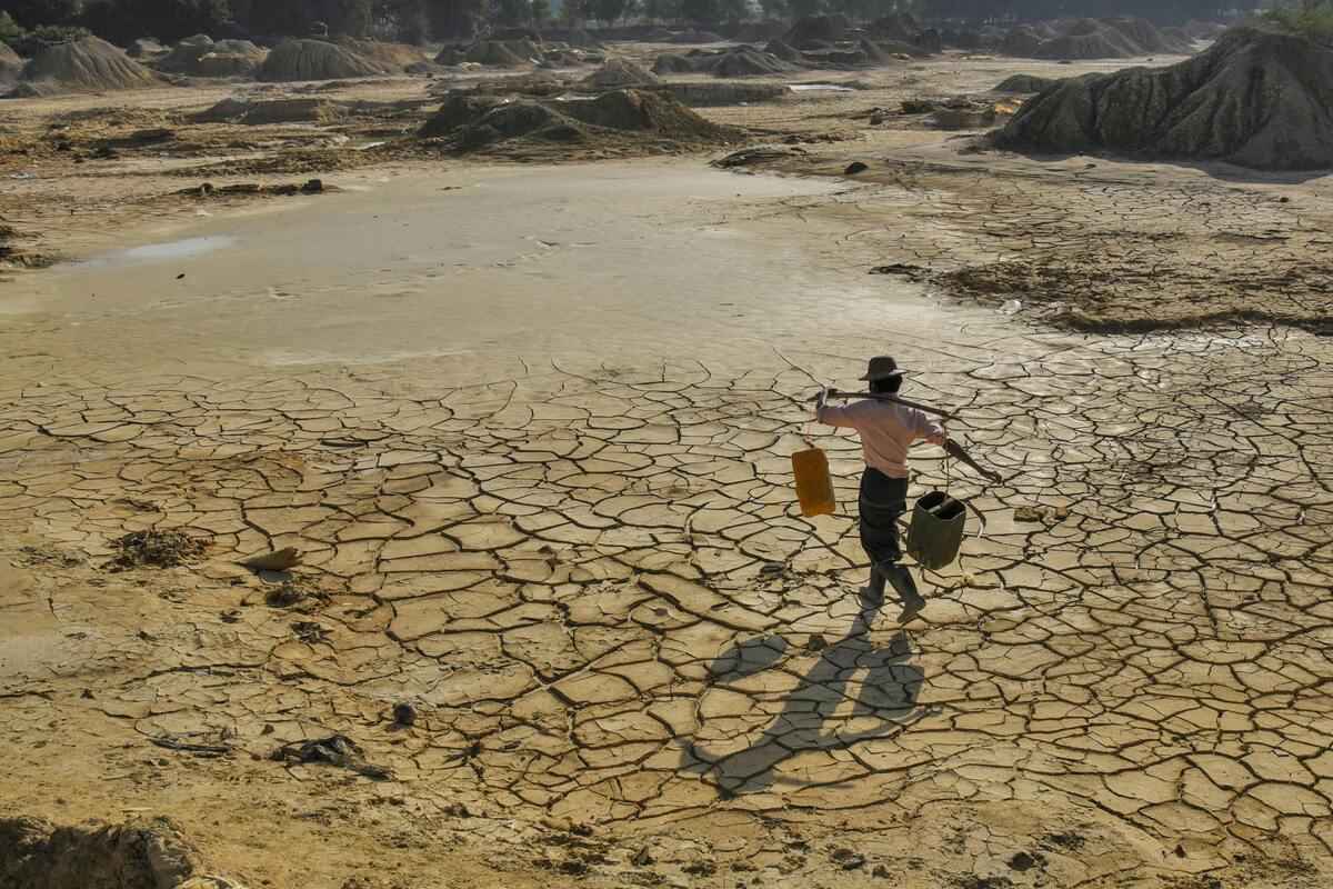 Global water bankruptcy signals irreversible strain on water systems