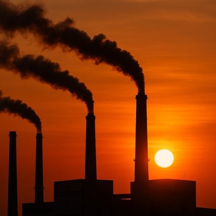 Rinnovabili • U.S. emissions rise in 2025 as carbon output outpaces GDP
