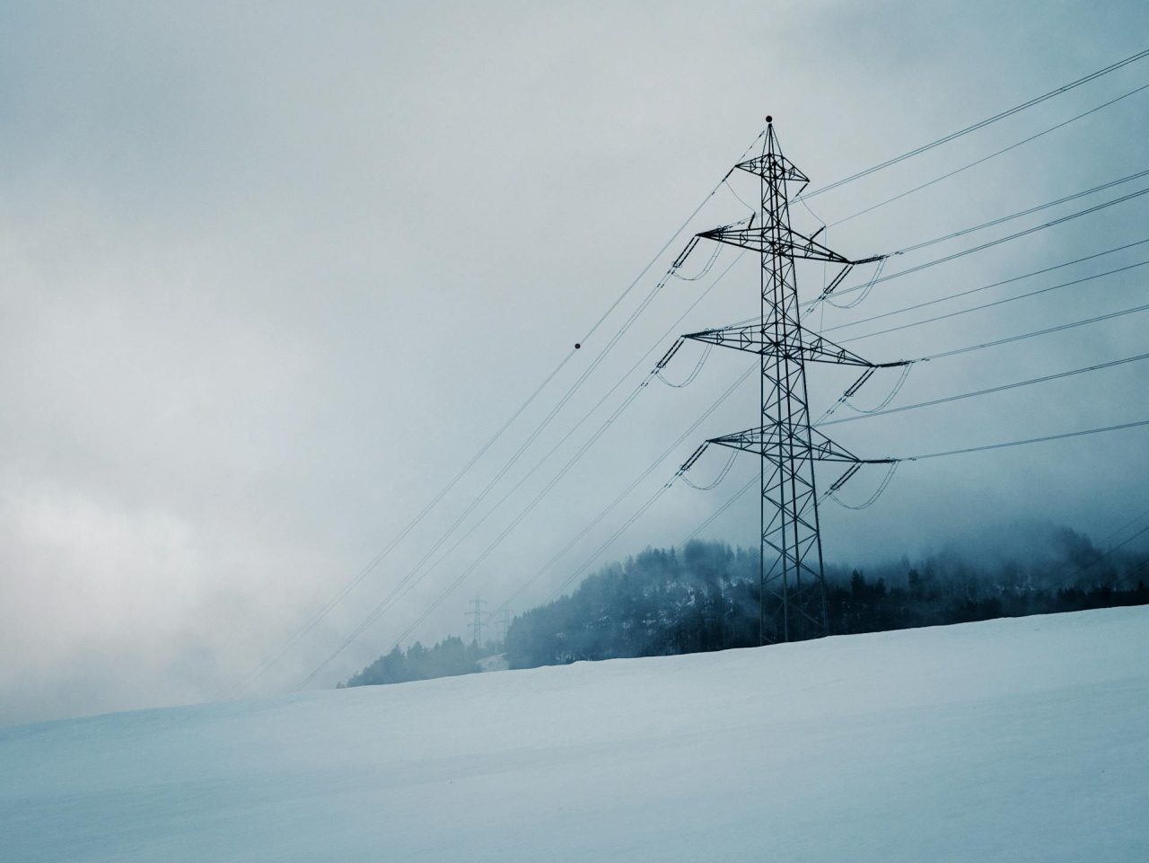 Rinnovabili • U.S. Natural Gas Prices Spike Above $6 as Arctic Storm Strains Supply and Demand