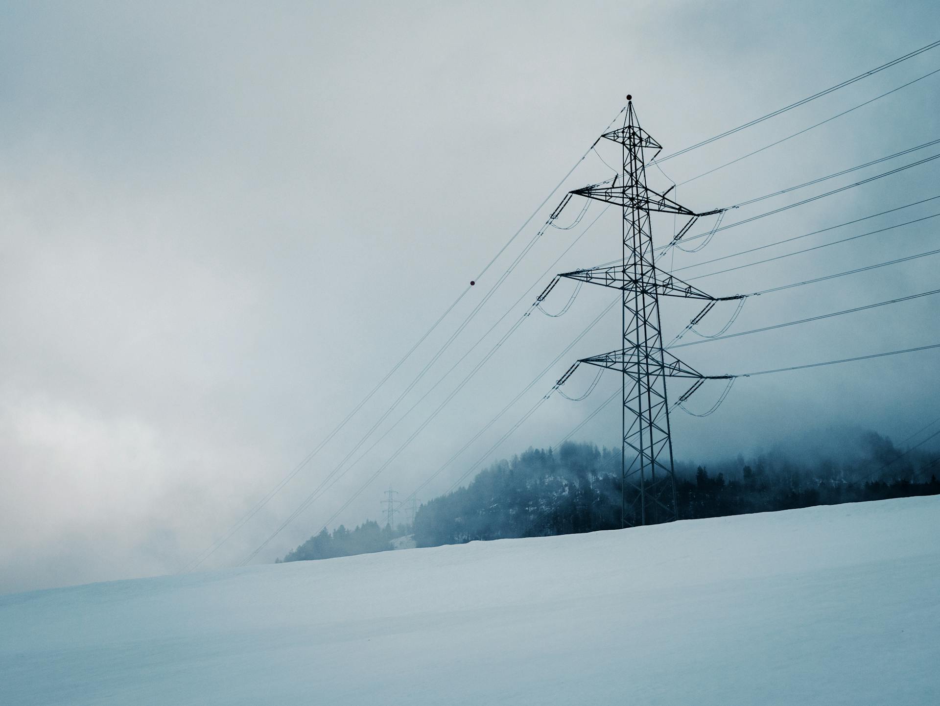 U.S. Natural Gas Prices Spike Above $6 as Arctic Storm Strains Supply and Demand