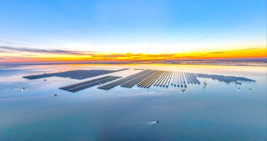 Rinnovabili • The world’s largest offshore solar plant