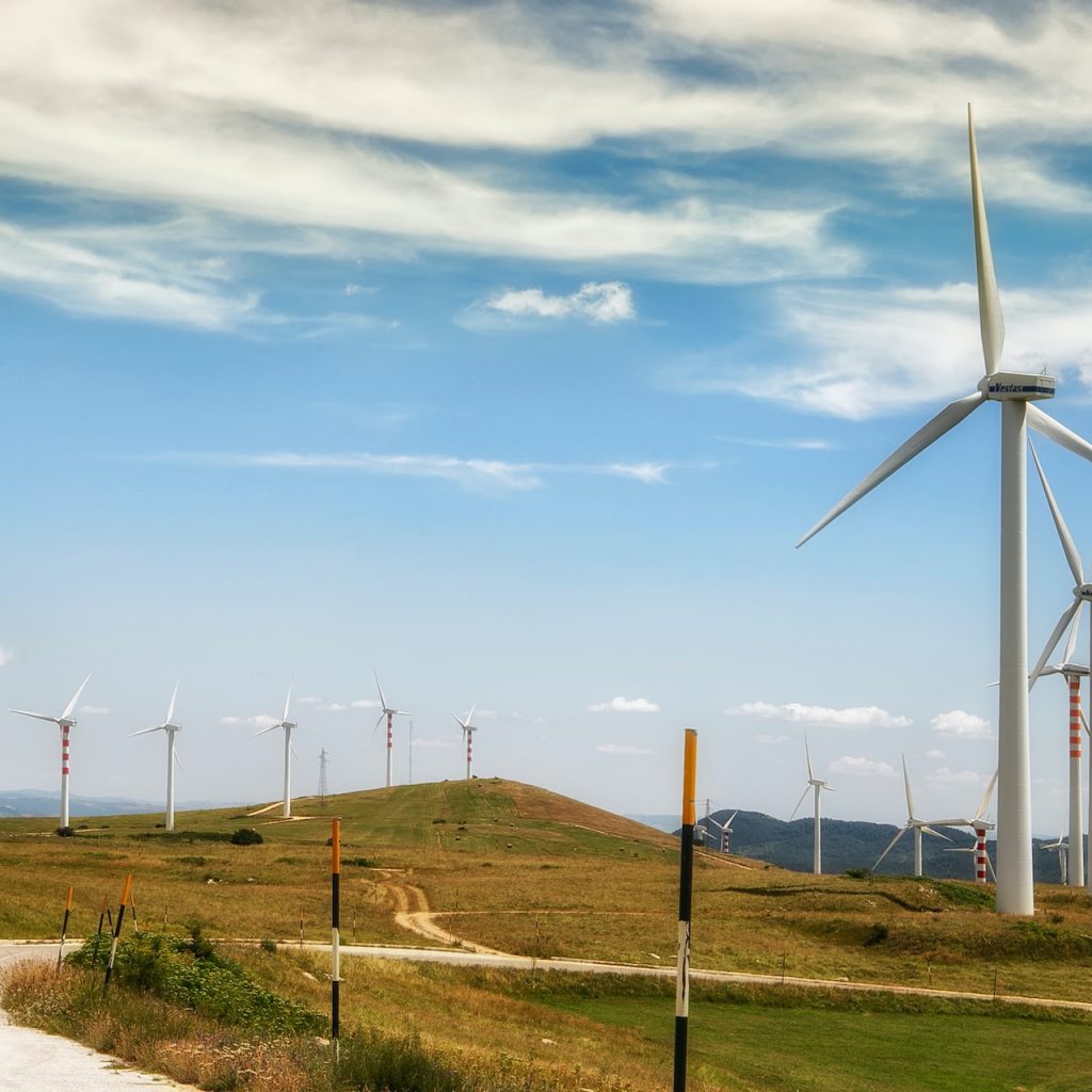 Wind turbine orders reach 215 GW in 2025