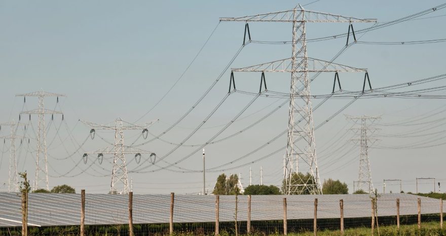 Rinnovabili • Global energy demand 2025 growth and electricity shift