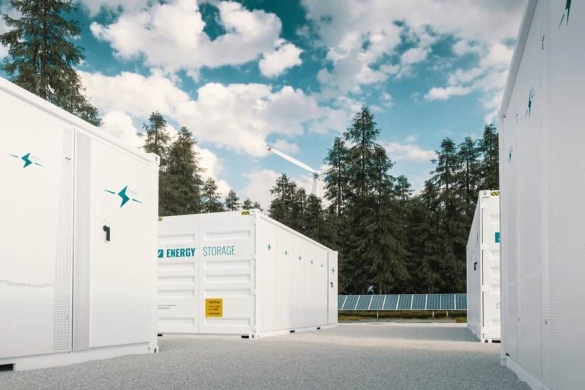 Energy storage US 18.9 GW installed in 2025