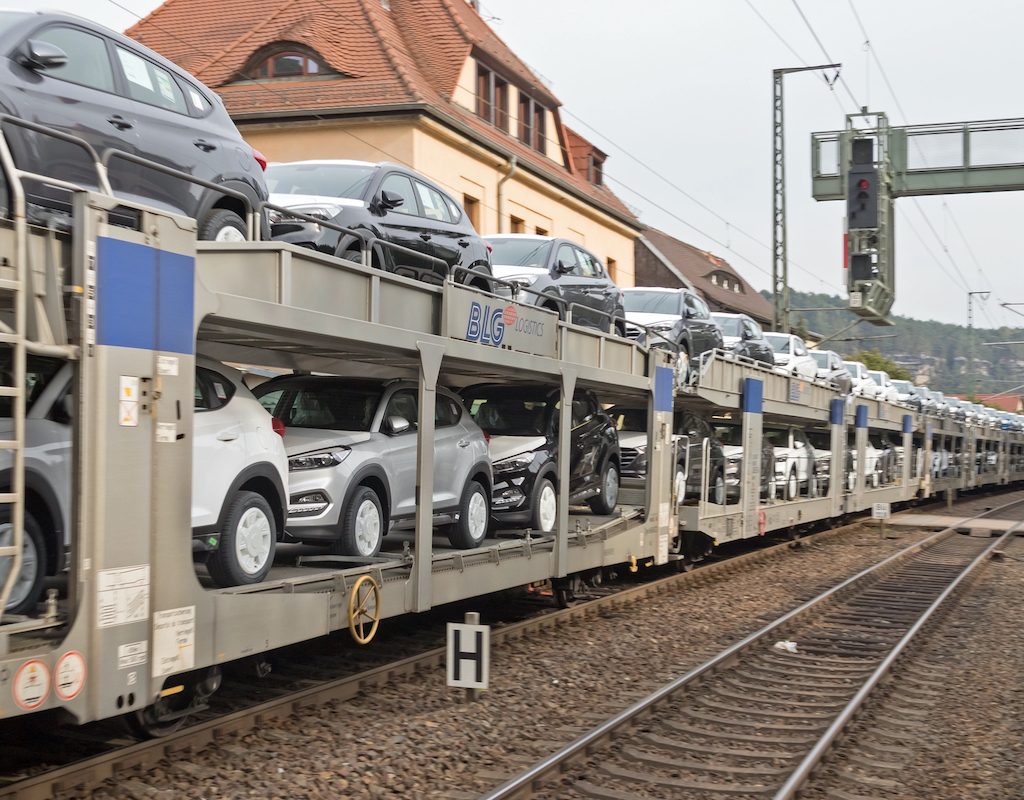 Aluminum shortage adds new pressure to the global auto industry
