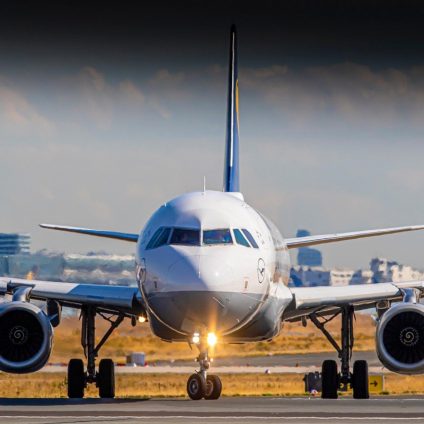 Rinnovabili • Why airline tickets do not always rise with oil prices