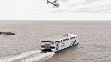 Rinnovabili • World's largest battery-electric ferry begins passenger service between Argentina and Uruguay