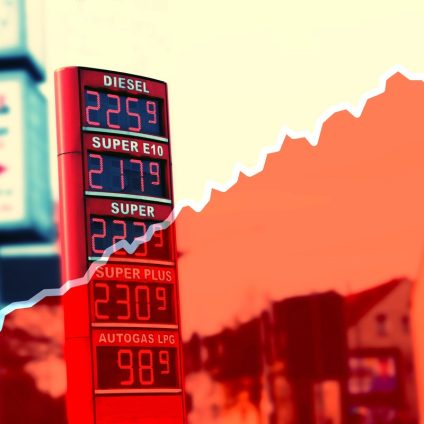 Rinnovabili • Oil market outlook: IEA sees deficit through 2026